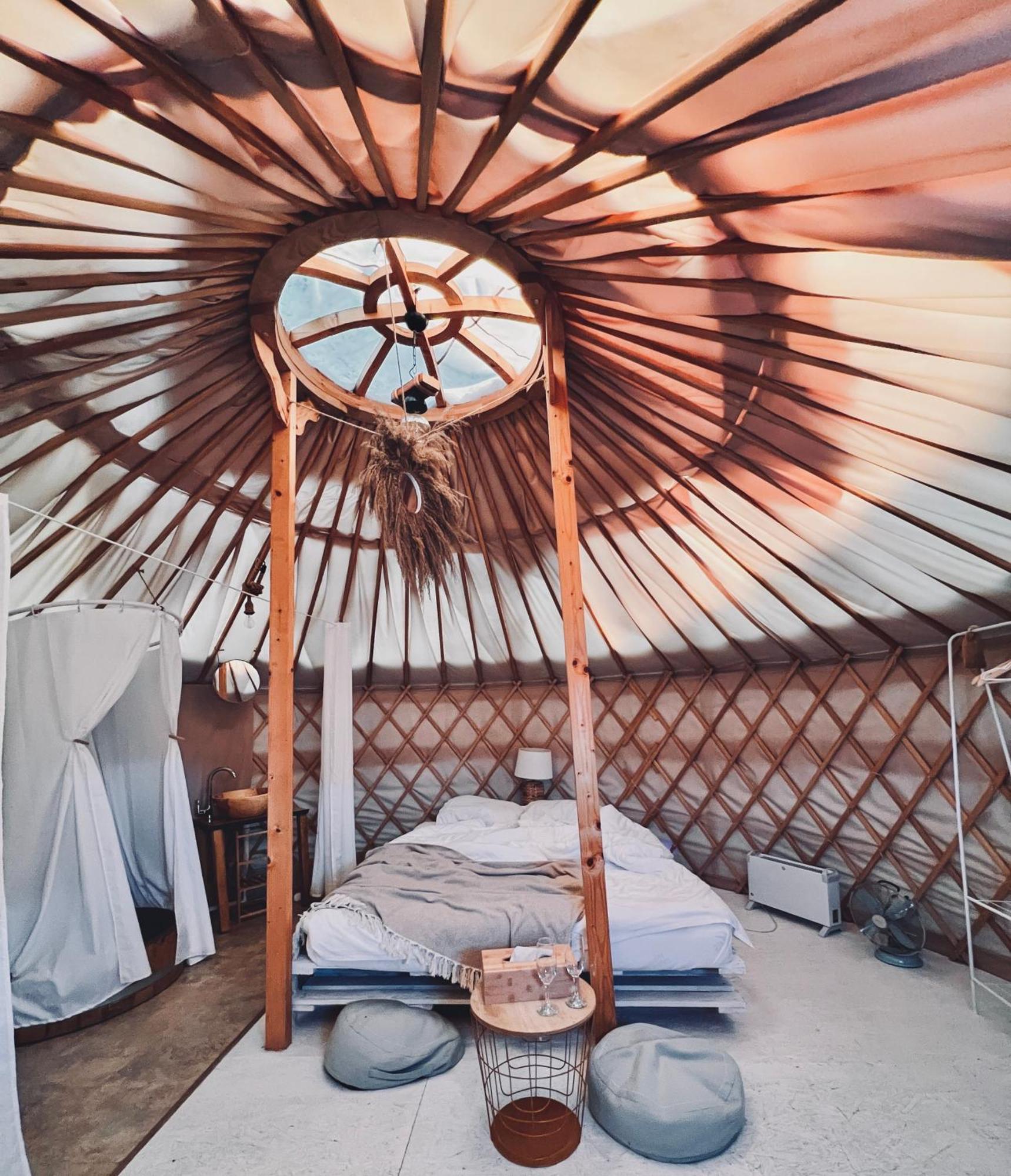 Glamping Spiritul Zimbrului 3*