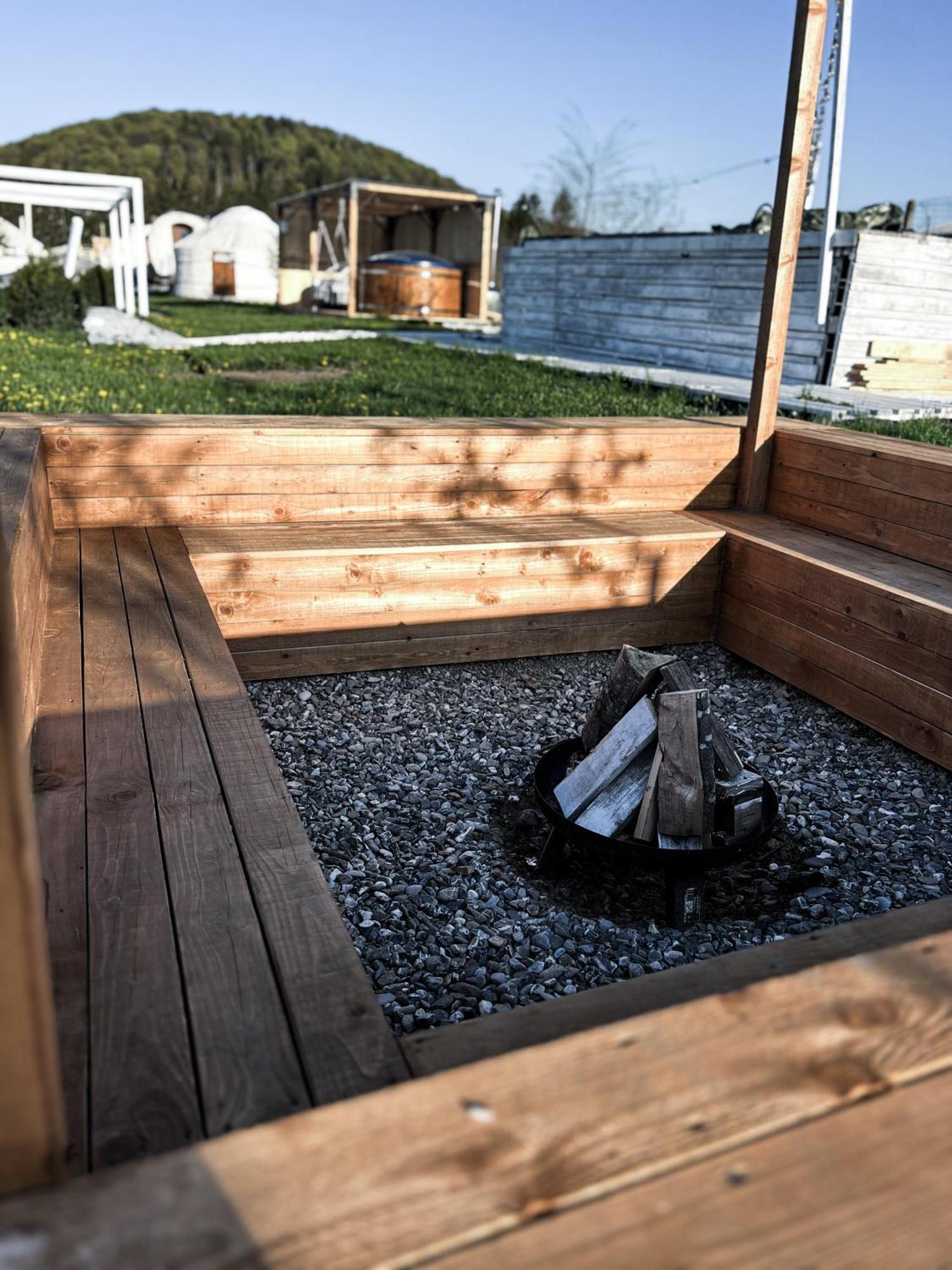 Luxury tent Glamping Spiritul Zimbrului Vama Buzaului