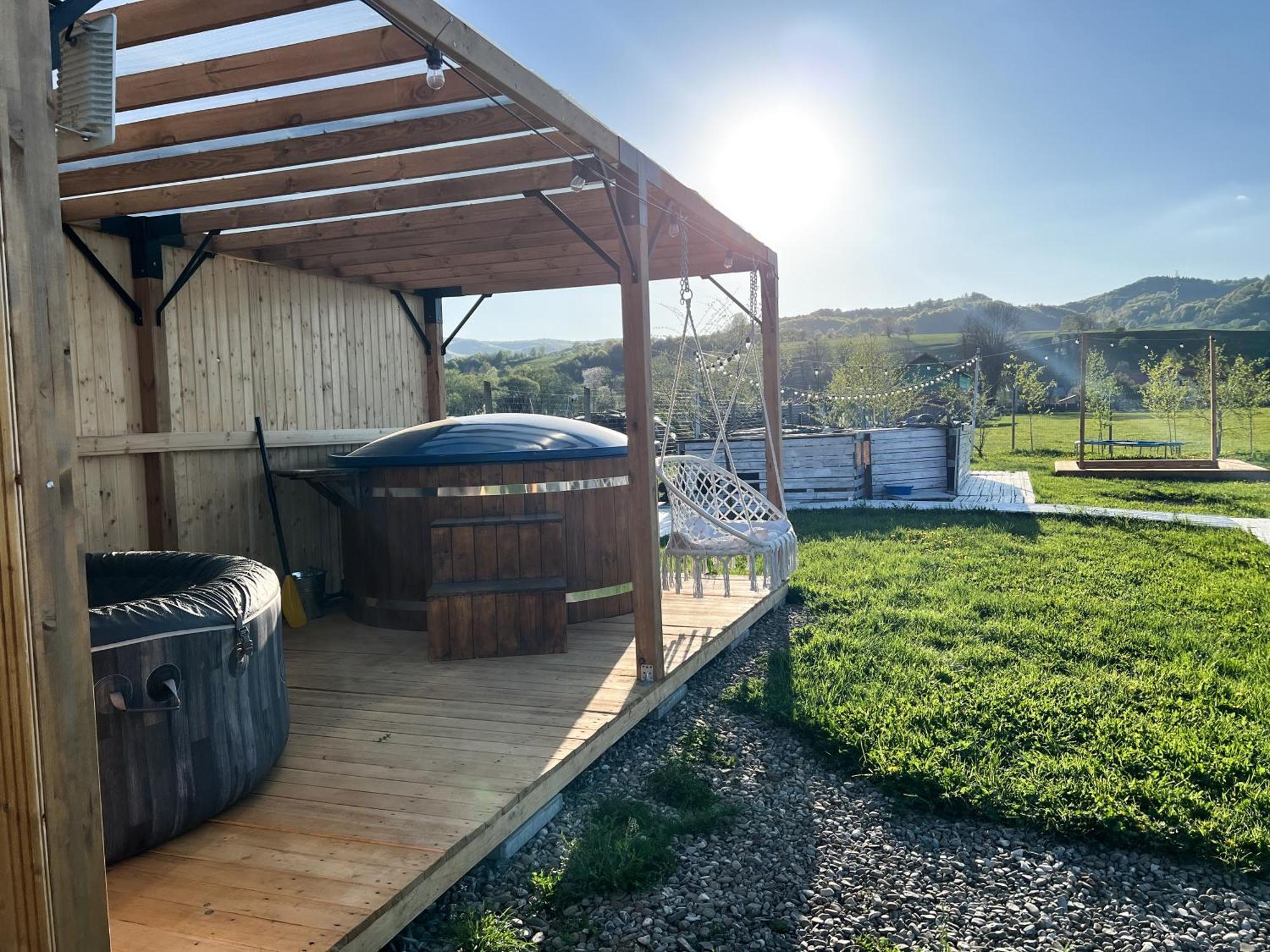 Glamping Spiritul Zimbrului 3* Vama Buzaului